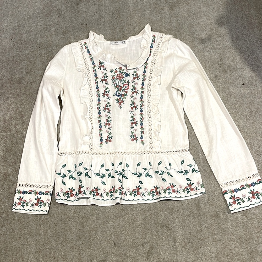 Boho chic cotton embroidered shirt size M